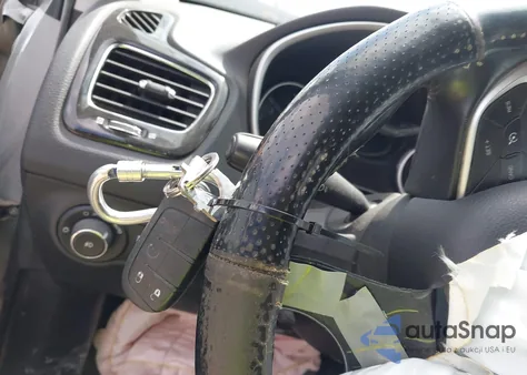 2018 Jeep Compass Limited 4X4 из США, поврежденный, VIN 3C4NJDCB9JT267021